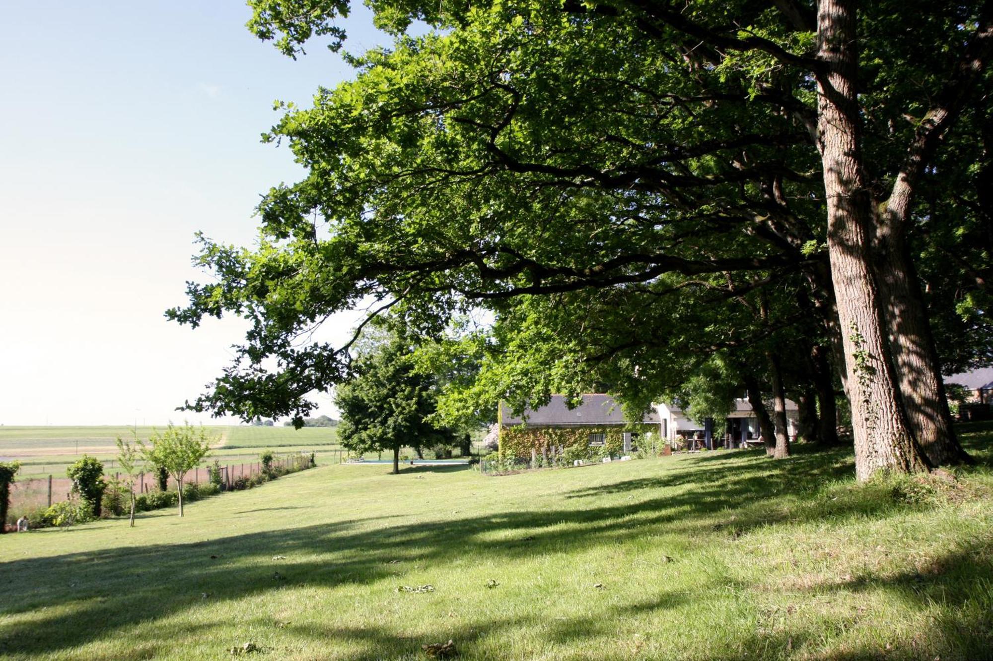 La Butte De Gohier Bed & Breakfast Blaison Exterior photo